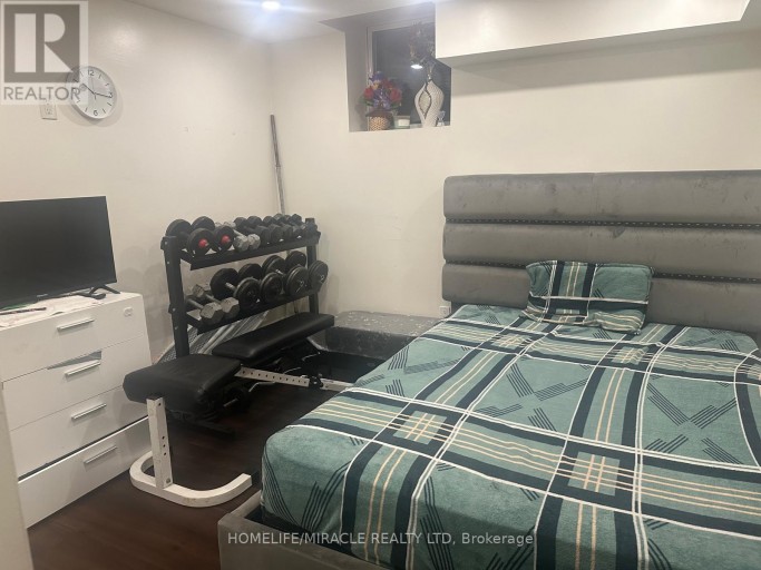 BSMT - 54 ORANMORE CRESCENT, Brampton (Credit Valley), Ontario, L6X0K1