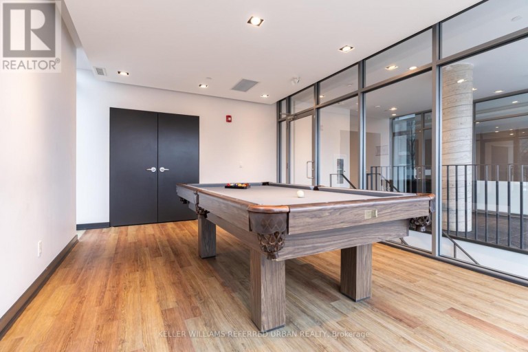 C401 - 5260 DUNDAS STREET N, Burlington (Orchard), Ontario, L7R0J7