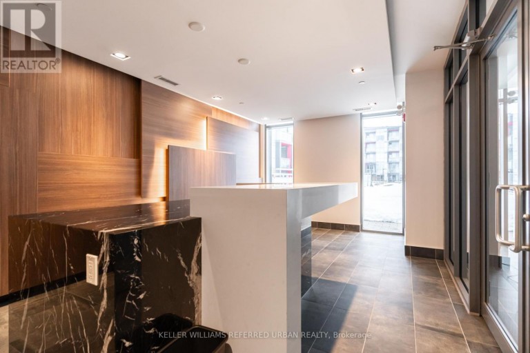 C401 - 5260 DUNDAS STREET N, Burlington (Orchard), Ontario, L7R0J7