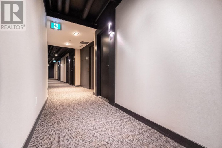 C401 - 5260 DUNDAS STREET N, Burlington (Orchard), Ontario, L7R0J7