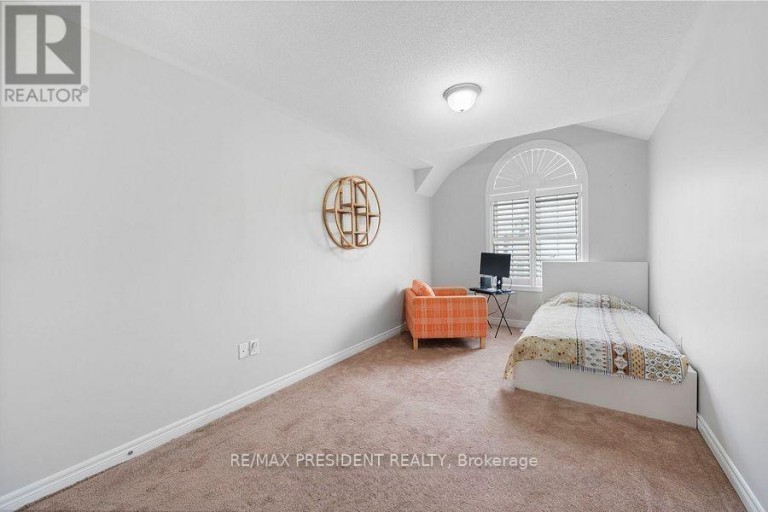 35 FRESNEL ROAD, Brampton (Northwest Brampton), Ontario, L7A4Z2