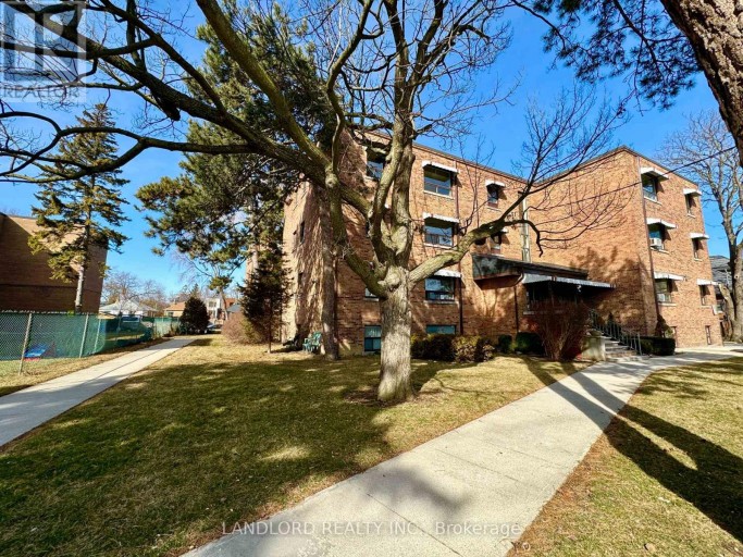 11 - 2696 LAKE SHORE BOULEVARD W, Toronto (Mimico), Ontario, M8V1G8