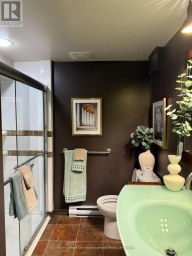 15 FOURTH STREET Clarington (Bowmanville) Ontario photo 13
