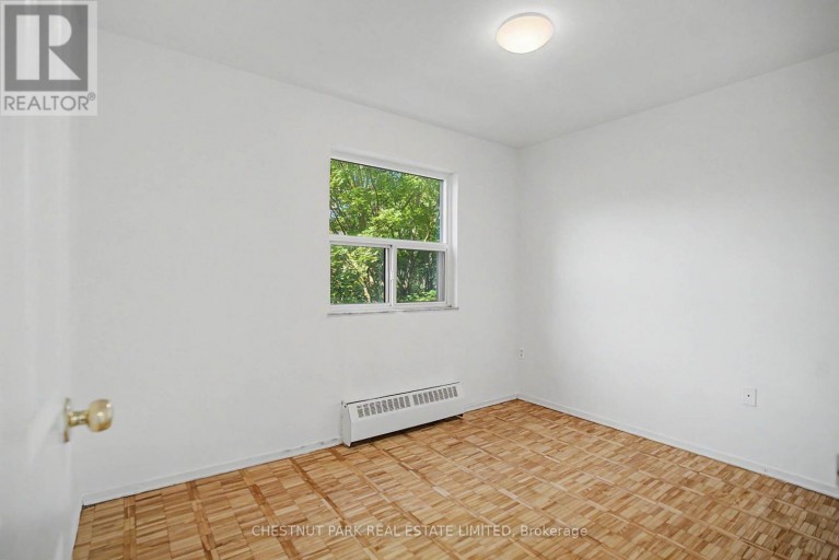 425 - 888 GLEN STREET, Oshawa (Lakeview), Ontario, L1J5Z4