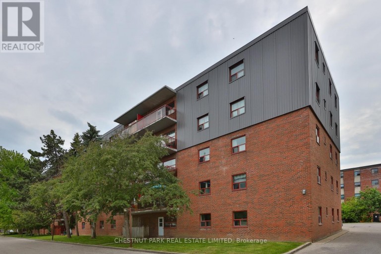 425 - 888 GLEN STREET, Oshawa (Lakeview), Ontario, L1J5Z4