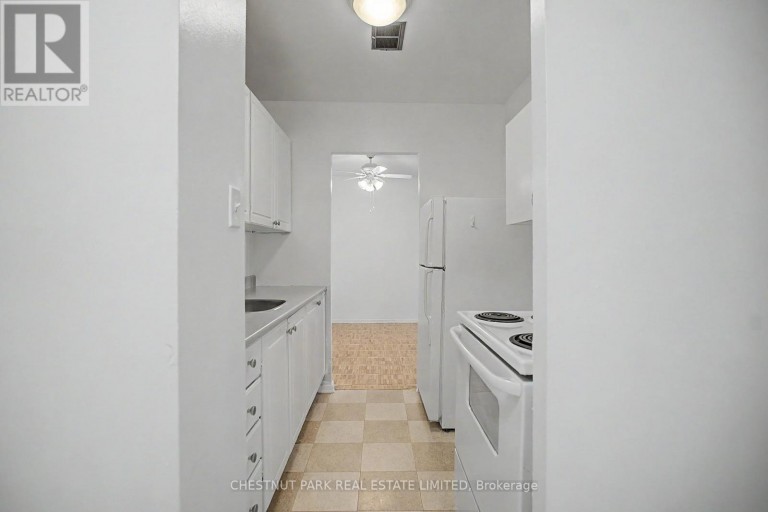 425 - 888 GLEN STREET, Oshawa (Lakeview), Ontario, L1J5Z4