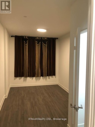 103 - 681 YONGE STREET, Barrie (Painswick South), Ontario, L9J0K1