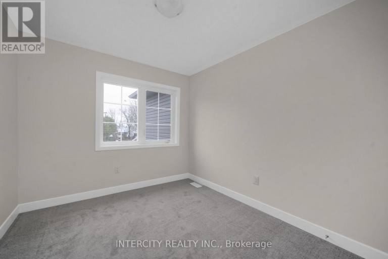 BLK 7 UNIT 3 - 100 WALDEN DRIVE, Shelburne, Ontario, L9V3Y1