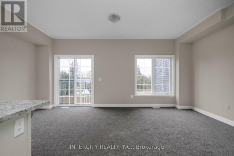 BLK 7 UNIT 2 - 102 WALDEN DRIVE, Shelburne, Ontario, L9V3Y1