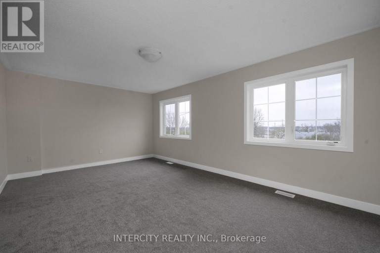 BLK 7 UNIT 2 - 102 WALDEN DRIVE, Shelburne, Ontario, L9V3Y1