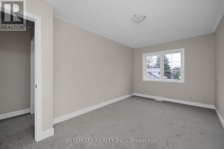 BLK 7 UNIT 2 - 102 WALDEN DRIVE, Shelburne, Ontario, L9V3Y1