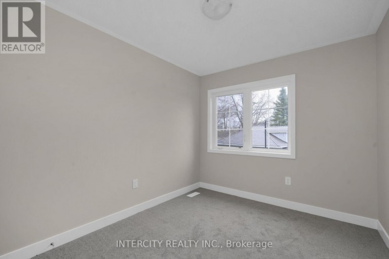 BLK 7 UNIT 2 - 102 WALDEN DRIVE, Shelburne, Ontario, L9V3Y1