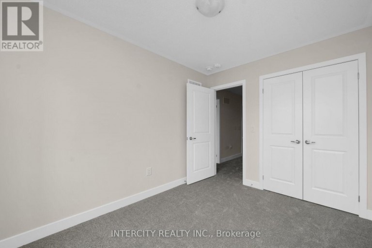 BLK 7 UNIT 2 - 102 WALDEN DRIVE, Shelburne, Ontario, L9V3Y1