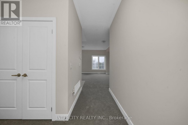 BLK 7 UNIT 2 - 102 WALDEN DRIVE, Shelburne, Ontario, L9V3Y1