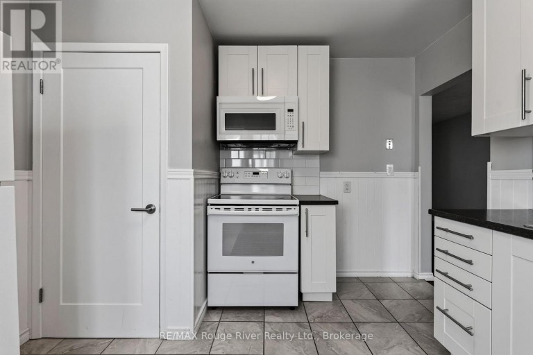 8 - 137 FURNACE STREET, Cobourg, Ontario, K9A2E5