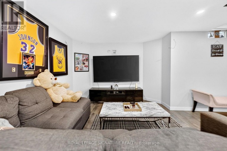 70 FLORETTE PLACE, Brampton (Fletcher's Meadow), Ontario, L7A3G5