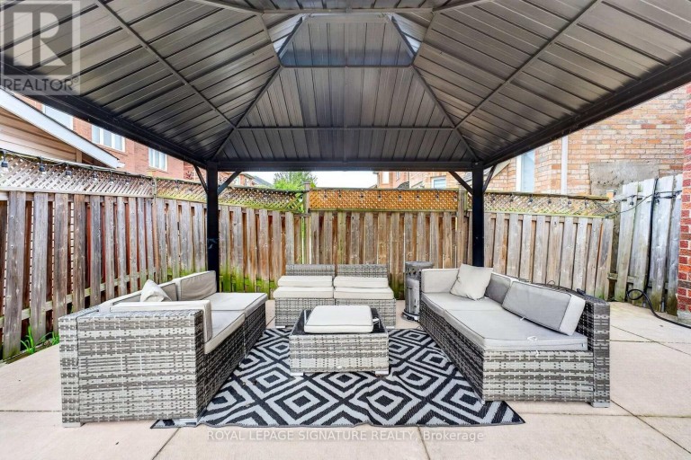 70 FLORETTE PLACE, Brampton (Fletcher's Meadow), Ontario, L7A3G5