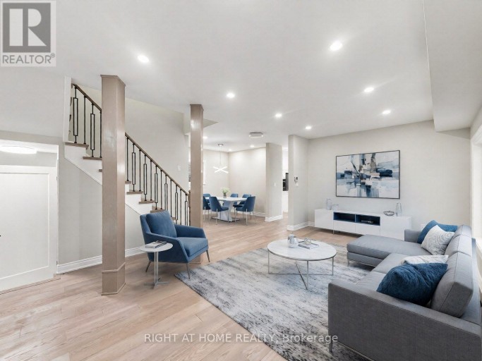 1530 PORTSMOUTH PLACE, Mississauga (East Credit), Ontario, L5M7W1