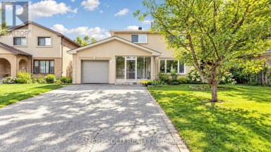 210 SHAUGHNESSY BOULEVARD Toronto (Don Valley Village) Ontario photo 1