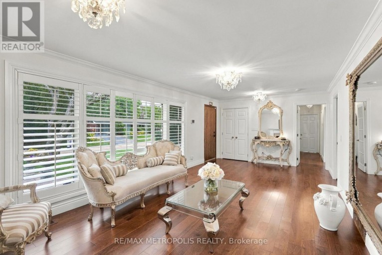1228 ELGIN CRESCENT, Oakville (FA Falgarwood), Ontario, L6H2J7