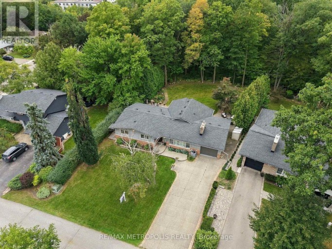 1228 ELGIN CRESCENT, Oakville (FA Falgarwood), Ontario, L6H2J7