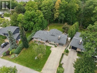 1228 ELGIN CRESCENT Oakville (FA Falgarwood) Ontario photo 2