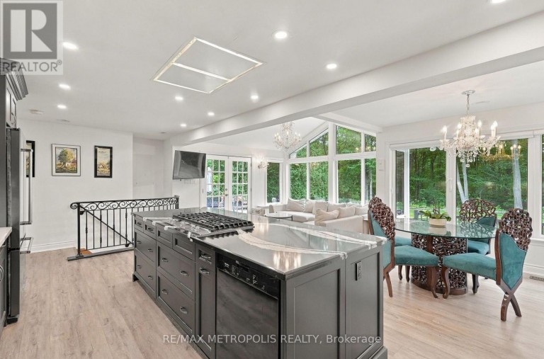1228 ELGIN CRESCENT, Oakville (FA Falgarwood), Ontario, L6H2J7