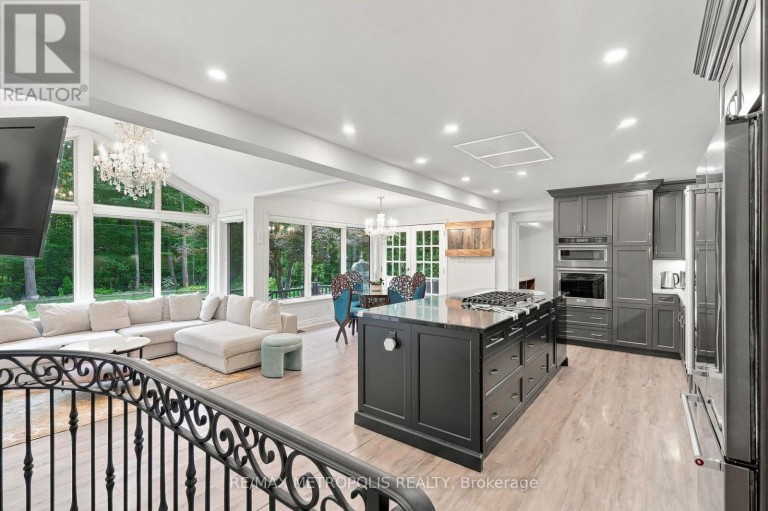 1228 ELGIN CRESCENT, Oakville (FA Falgarwood), Ontario, L6H2J7