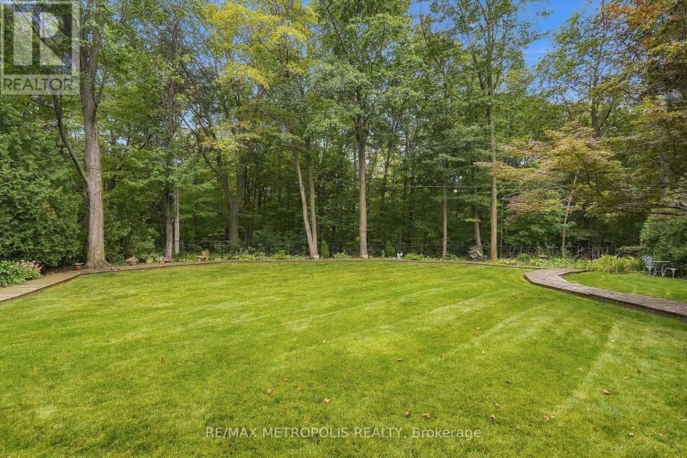 1228 ELGIN CRESCENT, Oakville (FA Falgarwood), Ontario, L6H2J7