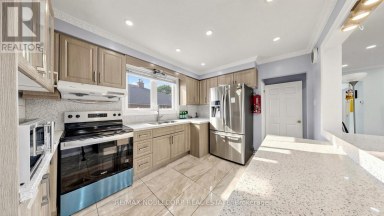 95 SNOWOOD COURT Toronto (Glenfield-Jane Heights) Ontario photo 1
