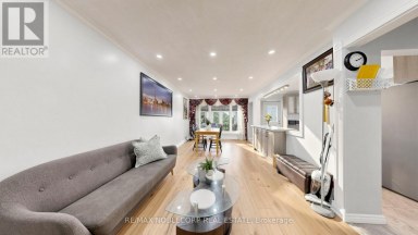 95 SNOWOOD COURT Toronto (Glenfield-Jane Heights) Ontario photo 8
