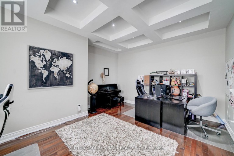 6 FLANDERS ROAD, Brampton (Credit Valley), Ontario, L6X0W3