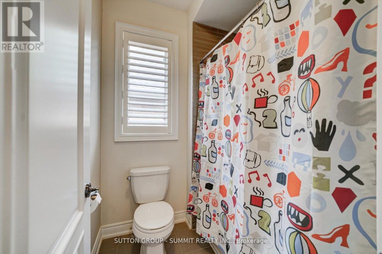 6 FLANDERS ROAD, Brampton (Credit Valley), Ontario, L6X0W3