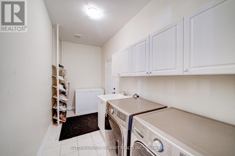 6 FLANDERS ROAD, Brampton (Credit Valley), Ontario, L6X0W3