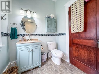 114 COLLEGE AVENUE Sarnia Ontario photo 15
