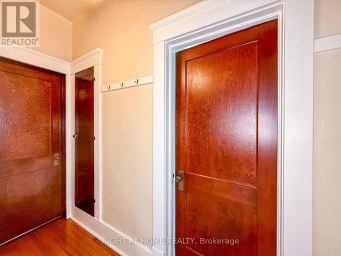 114 COLLEGE AVENUE Sarnia Ontario photo 17