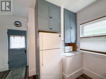 114 COLLEGE AVENUE Sarnia Ontario photo 8