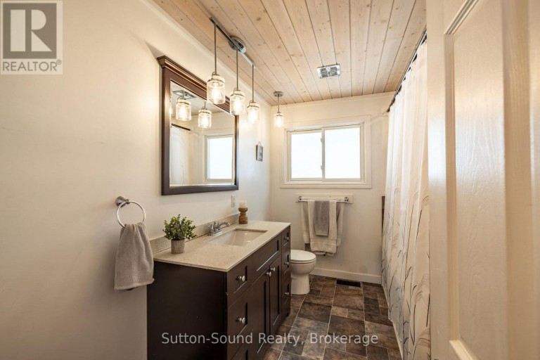 501297 GREY ROAD 1, Georgian Bluffs, Ontario, N0H2T0