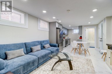 UPPER - 37 BENTWORTH AVENUE Toronto (Yorkdale-Glen Park) Ontario photo 30