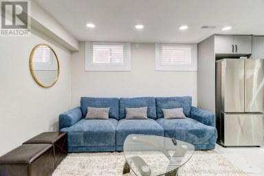 UPPER - 37 BENTWORTH AVENUE Toronto (Yorkdale-Glen Park) Ontario photo 31