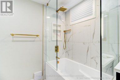 UPPER - 37 BENTWORTH AVENUE Toronto (Yorkdale-Glen Park) Ontario photo 40