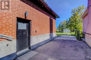 UPPER - 37 BENTWORTH AVENUE Toronto (Yorkdale-Glen Park) Ontario photo 45