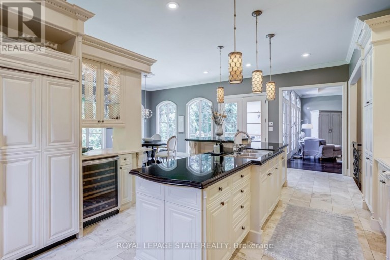 21 HARRINGTON PLACE, Hamilton (Ancaster), Ontario, L9G4Z2