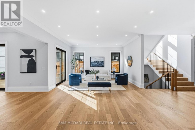 584 FOURTH LINE, Oakville (WO West), Ontario, L6L5A7