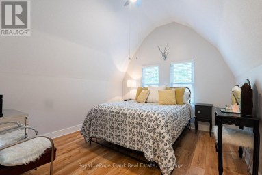 6254 RUSSELL STREET Niagara Falls (Stamford) Ontario photo 21