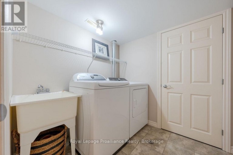 20 GRACEFIELD LANE, Belleville (Belleville Ward), Ontario, K8P5N6