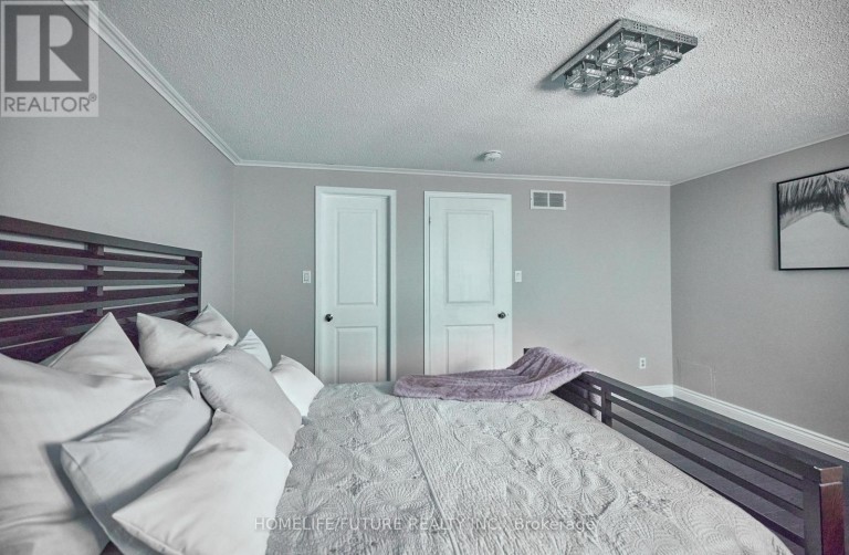 58 O'SHAUGHNESSY CRESCENT, Barrie (Holly), Ontario, L4N7L8