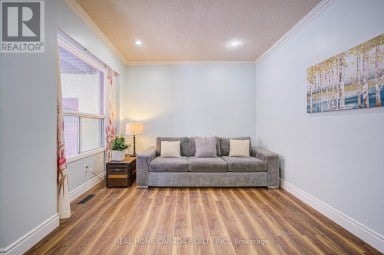 21 HALLEN ROAD Brampton (Fletcher's West) Ontario photo 1
