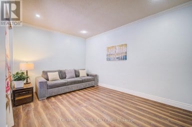 21 HALLEN ROAD Brampton (Fletcher's West) Ontario photo 2