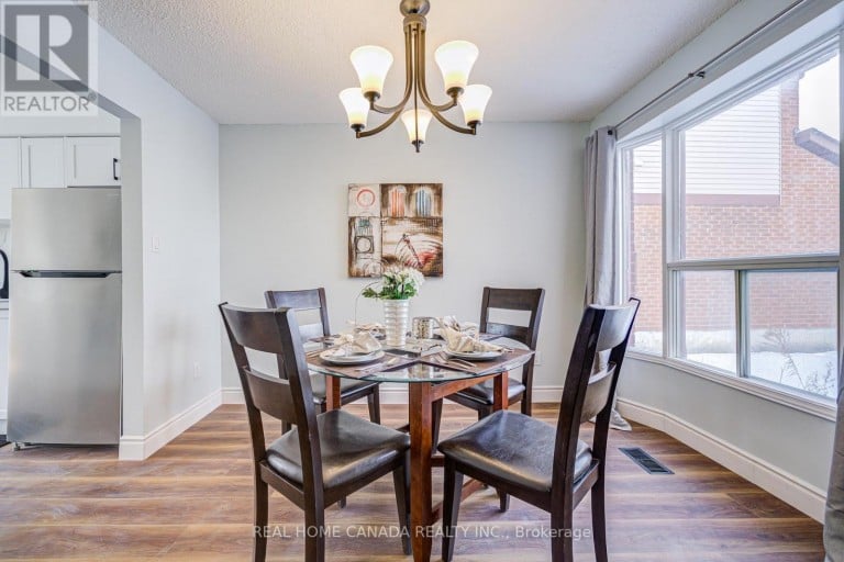 21 HALLEN ROAD, Brampton (Fletcher's West), Ontario, L6Y2V5